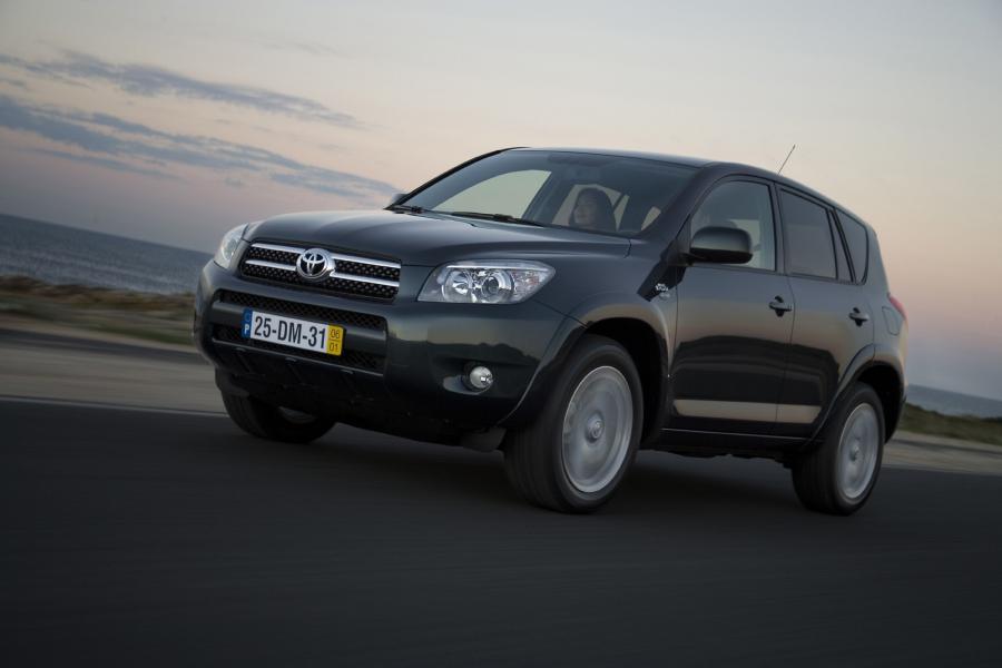  Toyota RAV4 2005 года  (фото 125 из 172)